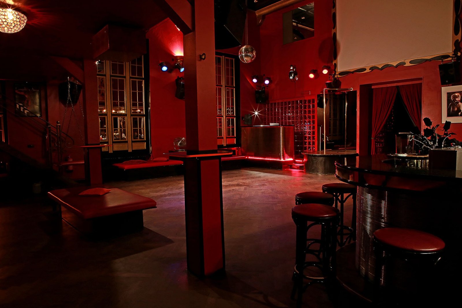 Dance floor bar